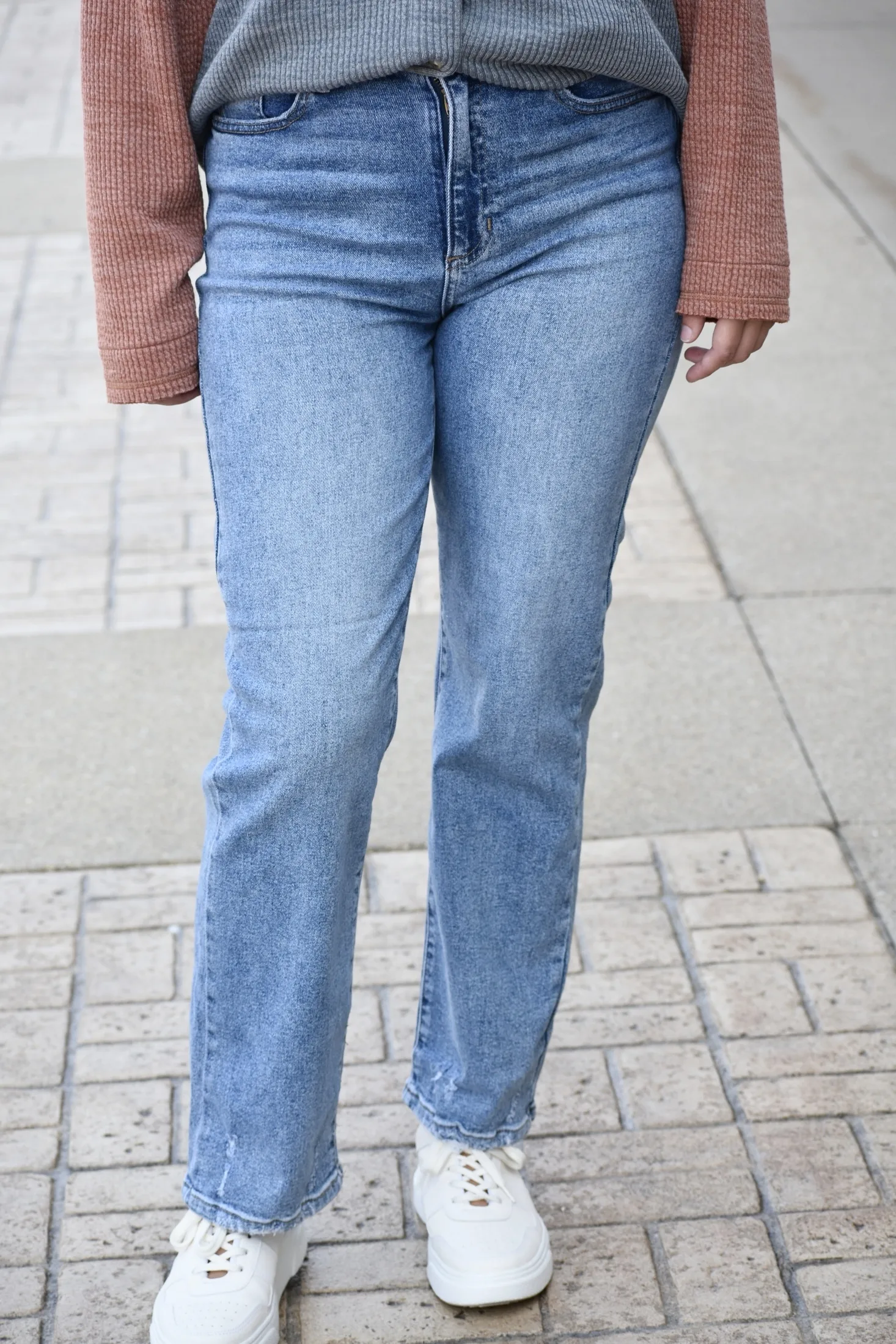 Annah High Rise Clean Straight Leg Jean