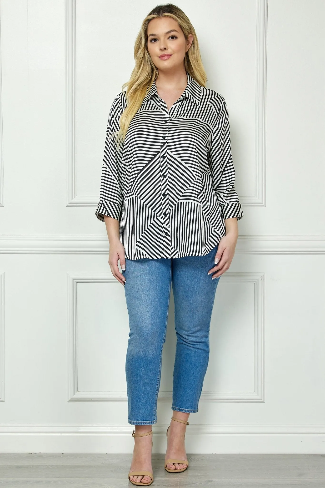 Black & Ivory 3/4 Notch Sleeve Johnny Collar Button Front Top - Plus
