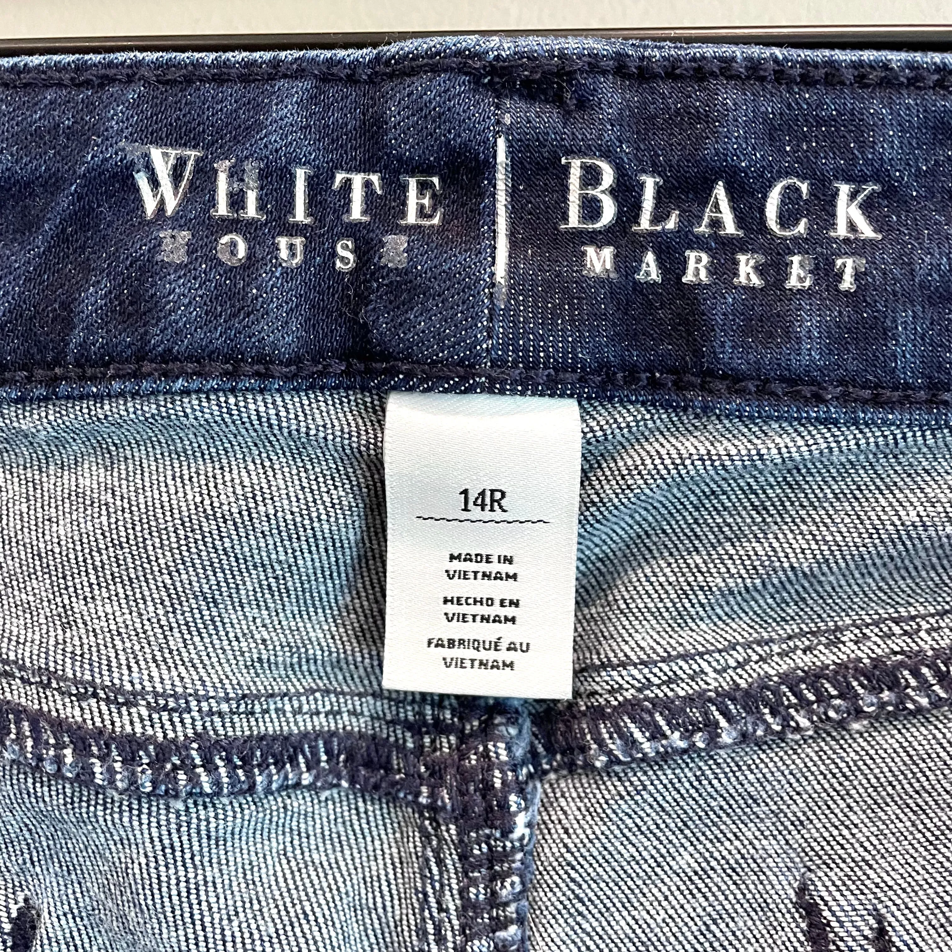 Classic Skinny Jeans Dark Wash