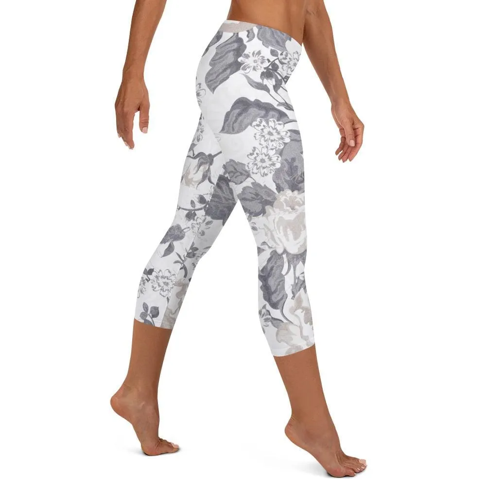 Elegant Dame ~ Capri Leggings