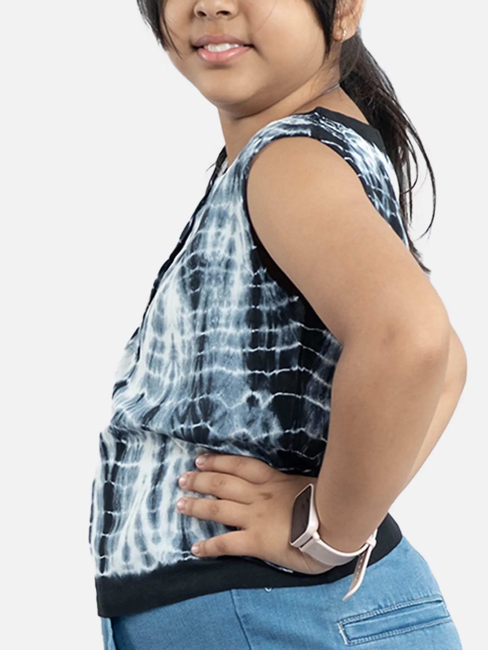 Girls Sleeveless Top