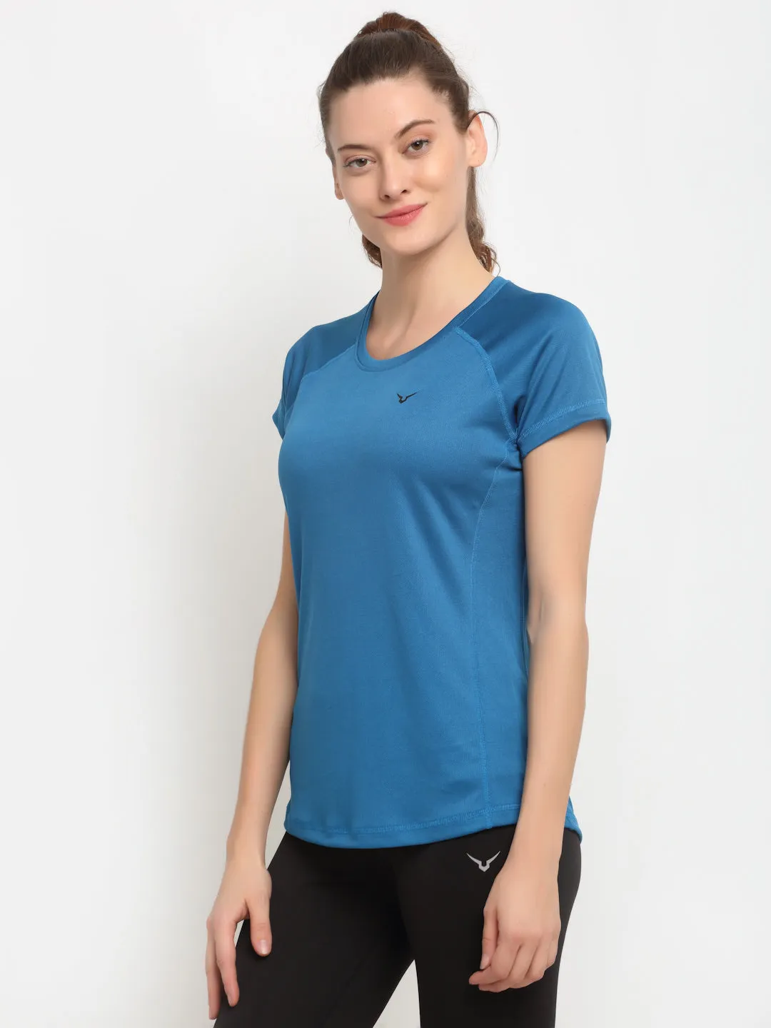 Invincible Women’s Gym Yoga Solid Tee