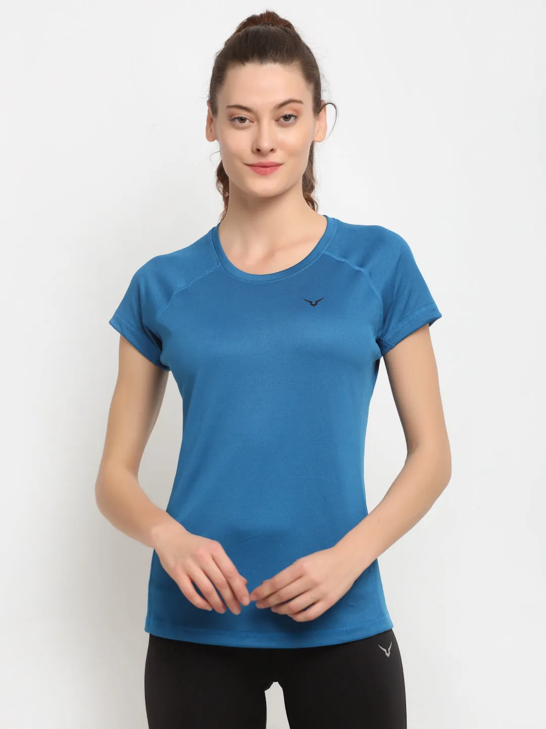 Invincible Women’s Gym Yoga Solid Tee