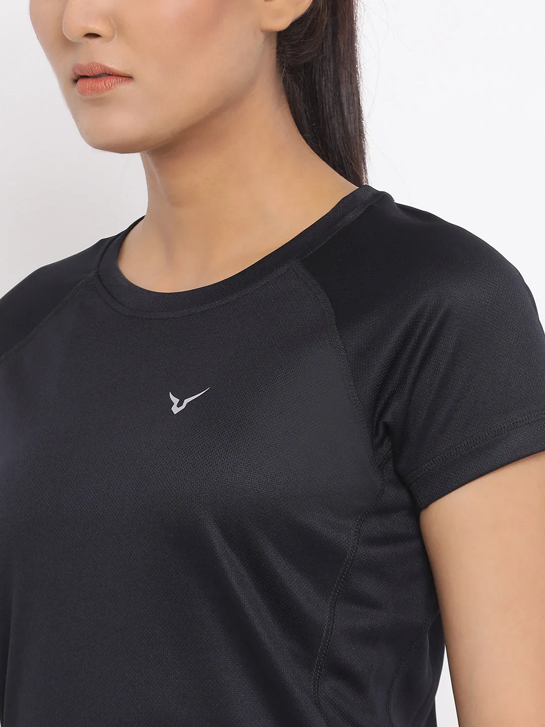 Invincible Women’s Gym Yoga Solid Tee