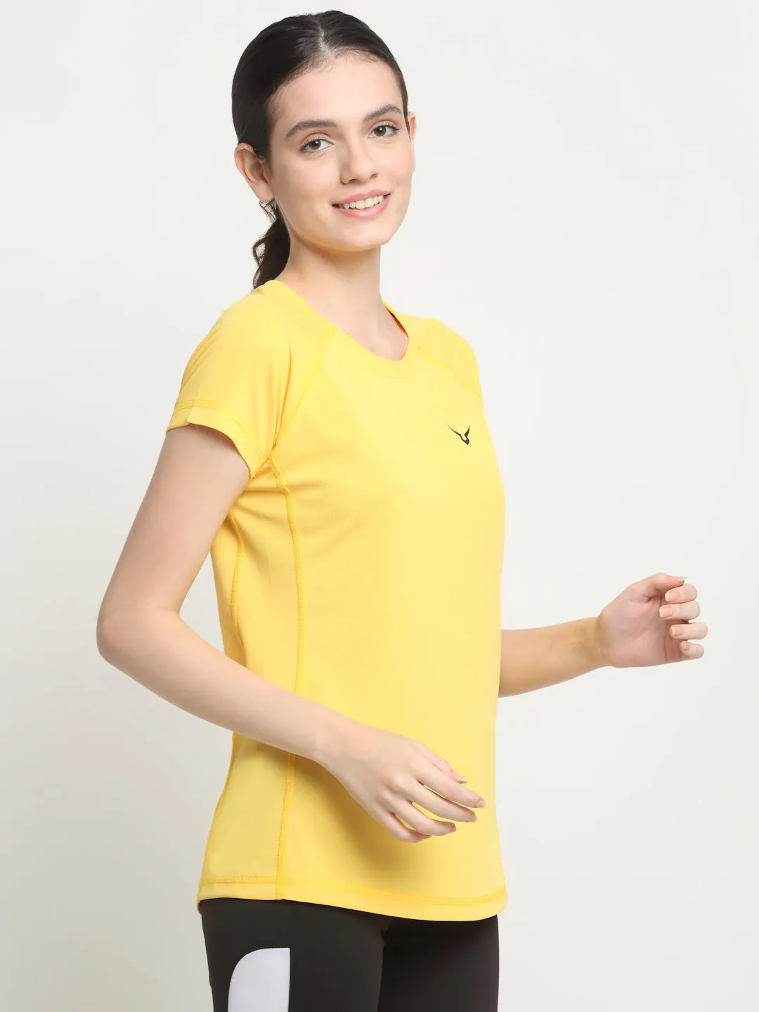 Invincible Women’s Gym Yoga Solid Tee