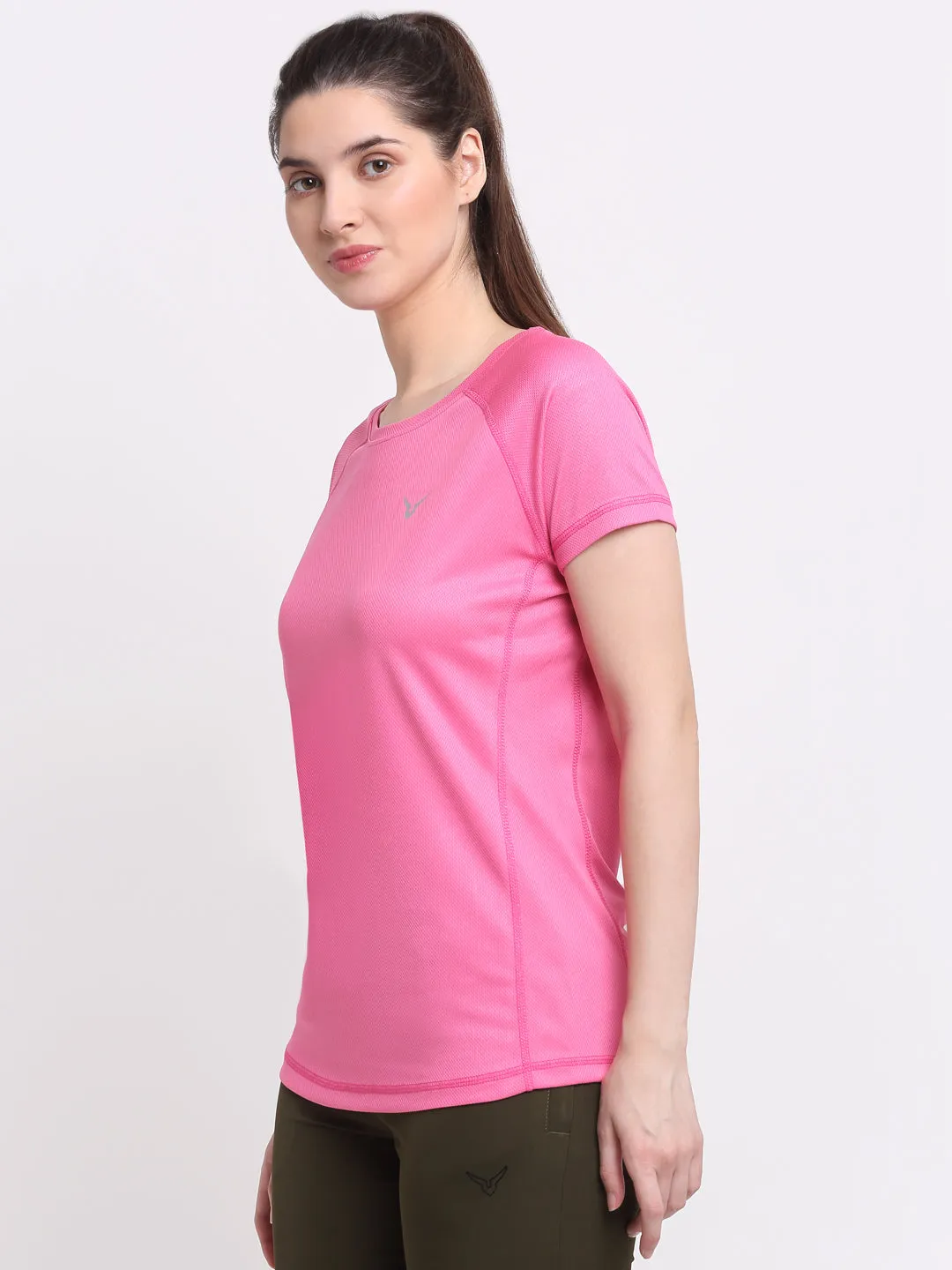 Invincible Women’s Gym Yoga Solid Tee