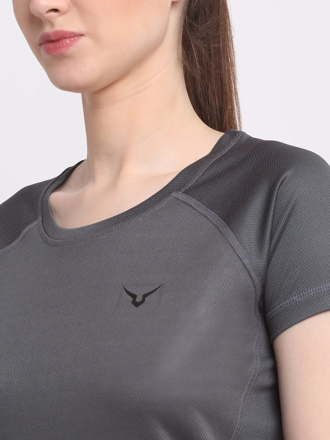 Invincible Women’s Gym Yoga Solid Tee