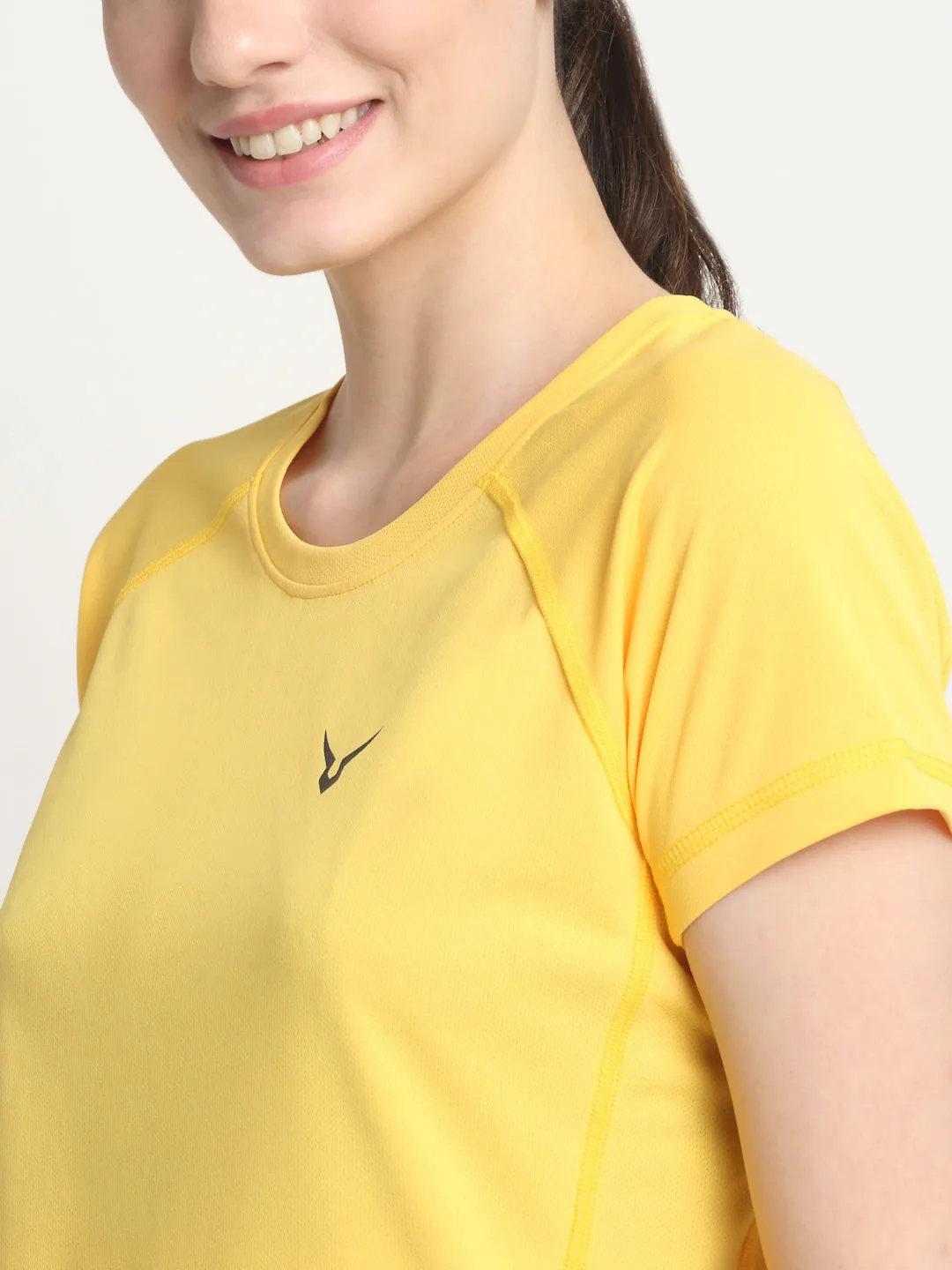 Invincible Women’s Gym Yoga Solid Tee