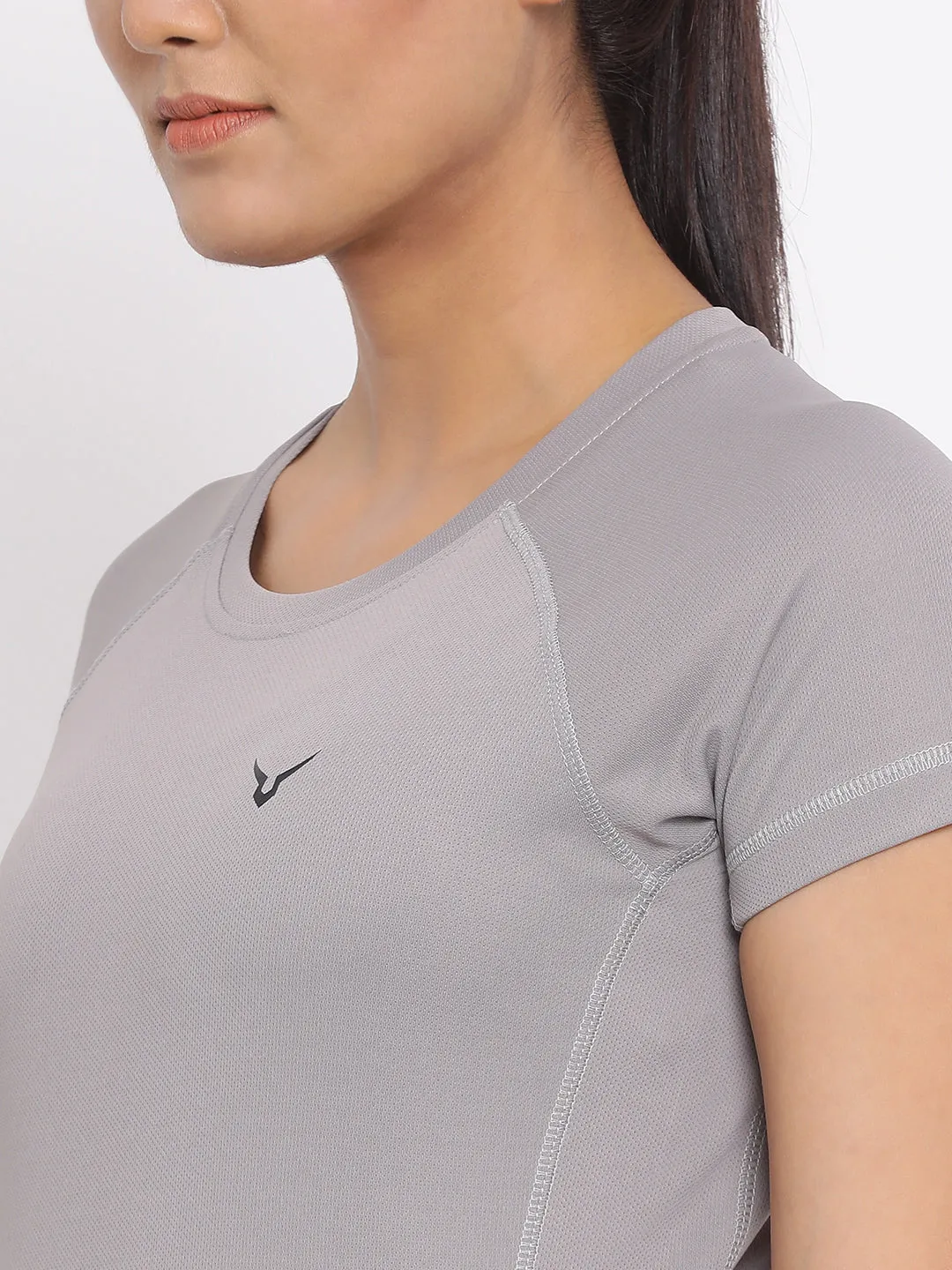 Invincible Women’s Gym Yoga Solid Tee