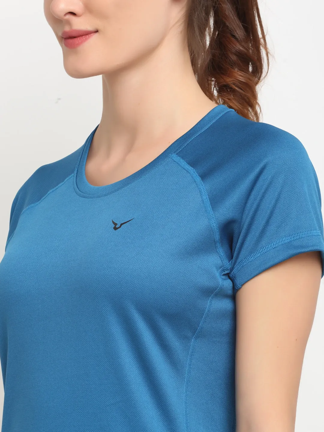 Invincible Women’s Gym Yoga Solid Tee
