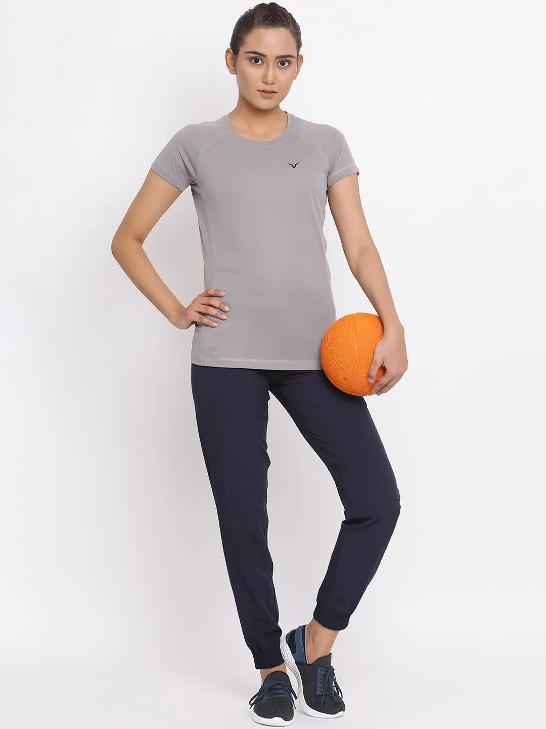 Invincible Women’s Gym Yoga Solid Tee
