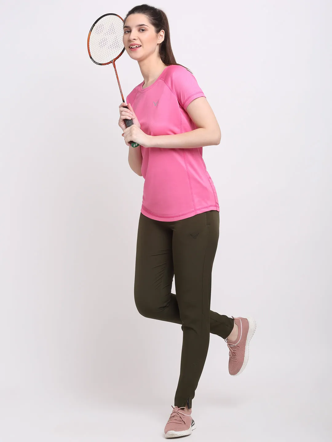 Invincible Women’s Gym Yoga Solid Tee
