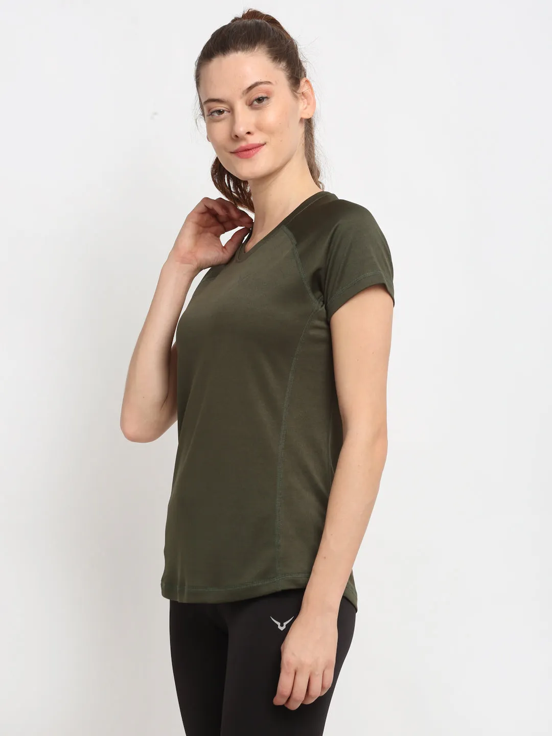 Invincible Women’s Gym Yoga Solid Tee