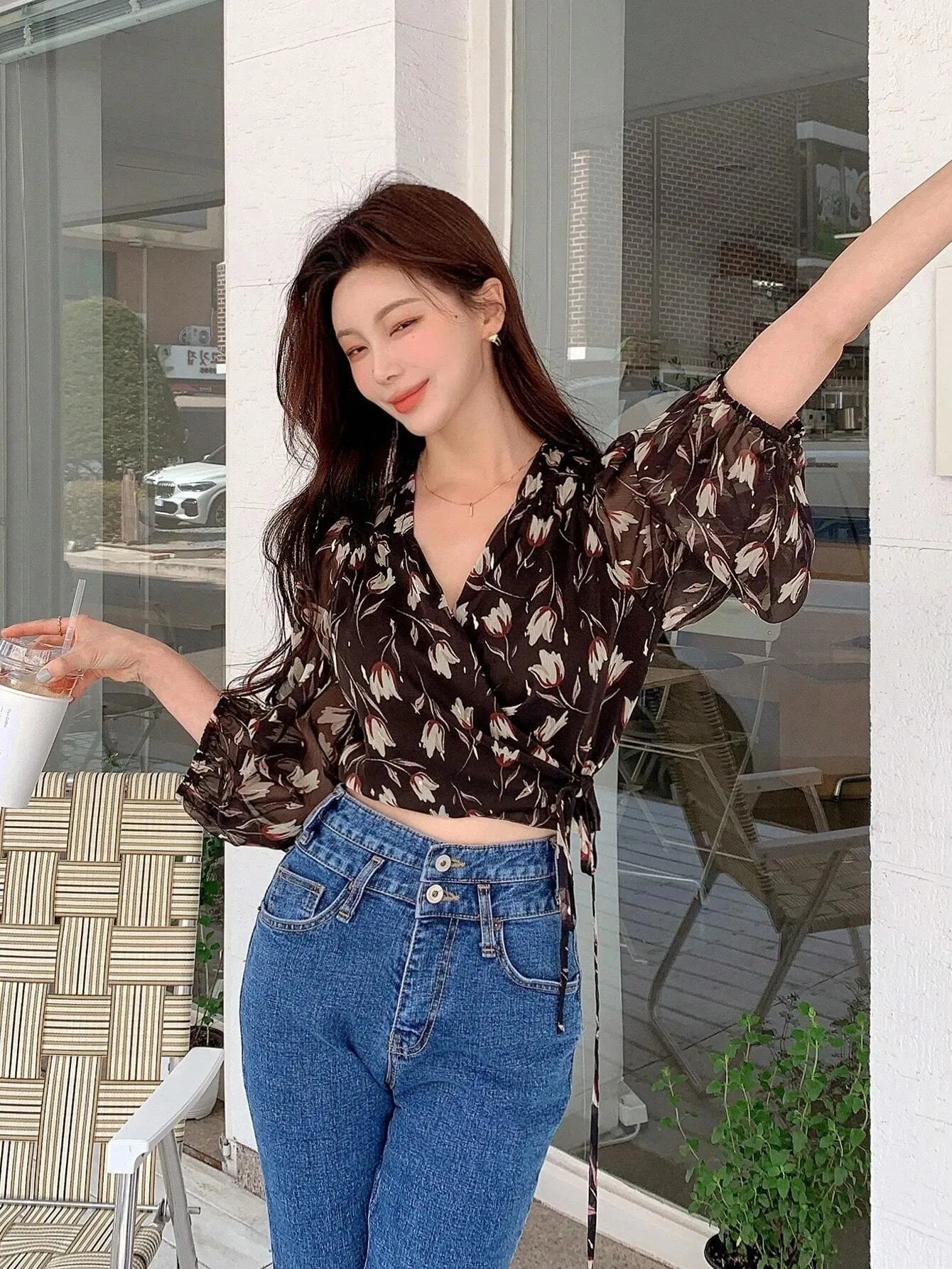 SHEIN DAZY Floral Print Lantern Sleeve Wrap Detail Blouse