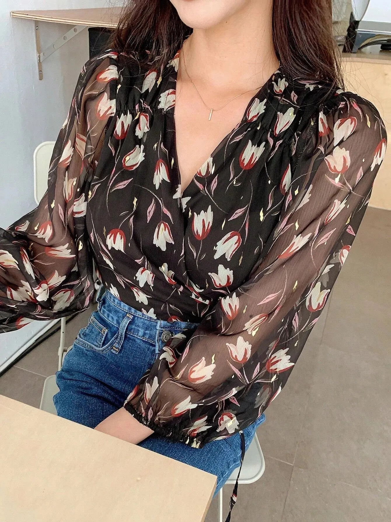 SHEIN DAZY Floral Print Lantern Sleeve Wrap Detail Blouse