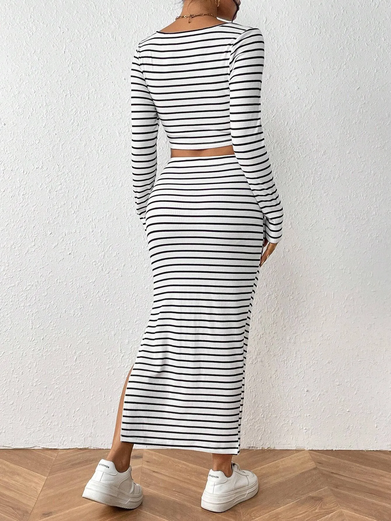 SHEIN Essnce Striped Print Notched Neck Crop Tee & Split Thigh Skirt