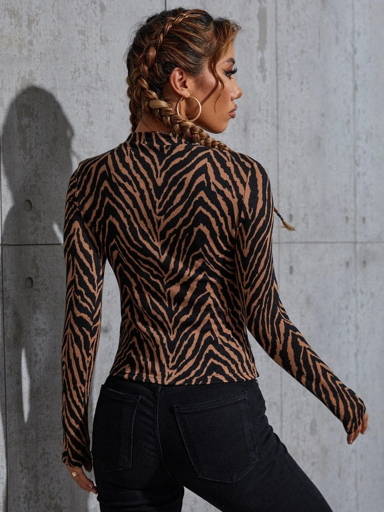 SHEIN Zebra Striped Print Stand Neck T-Shirt