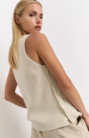 Sleeveless top with side button details and fitted fit